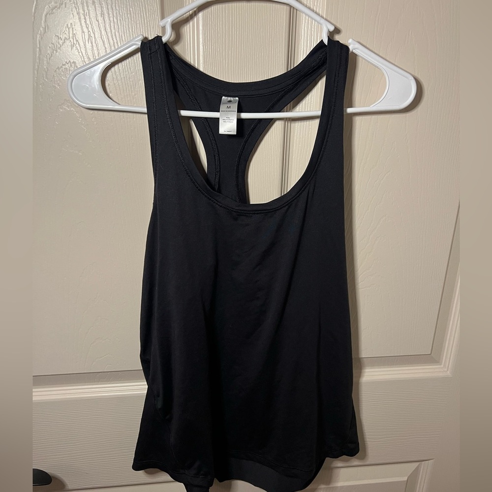 Black workout top
